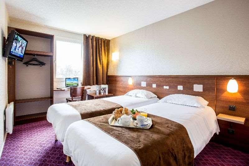 Brit Hotel Rennes Le Castel Habitación foto